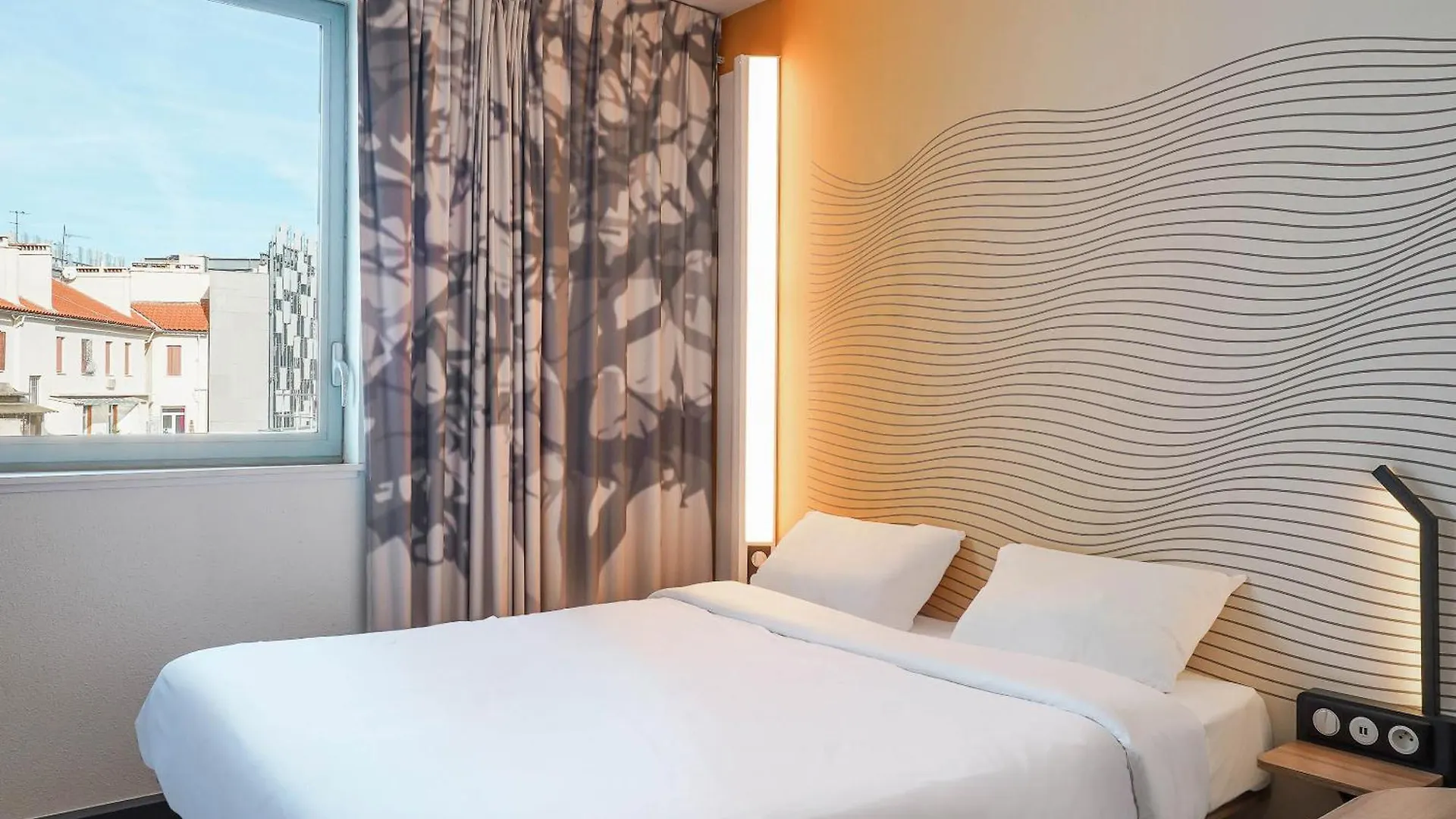 ***  B&B Hotel Marseille Centre La Joliette Γαλλία