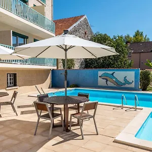 le-quercy.midi-pyreneeshotels.com/