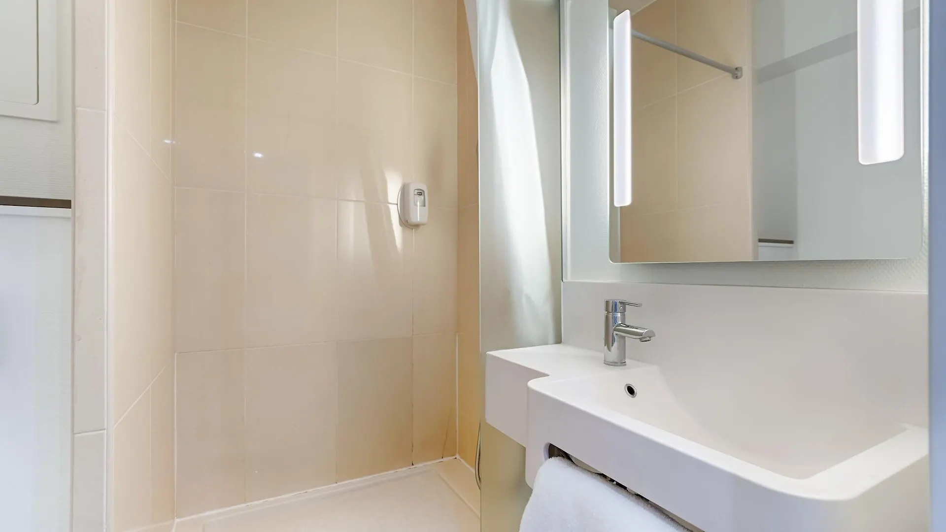 B&B Hotel Marseille Centre La Joliette 3*,  France