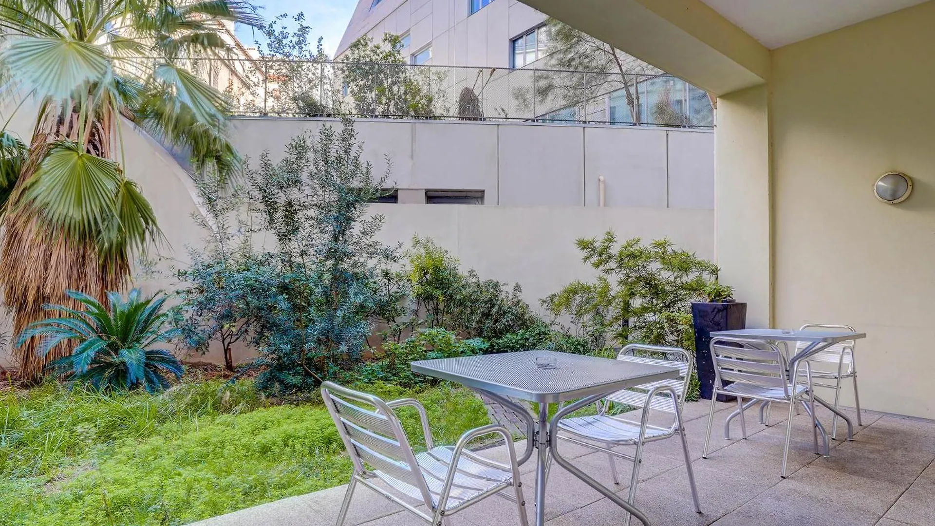***  B&B Hotel Marseille Centre La Joliette France